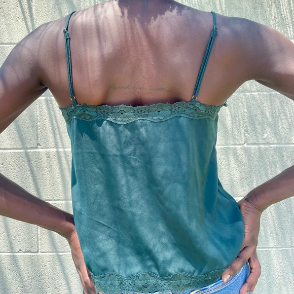 Lace top - Picture 2 of 2